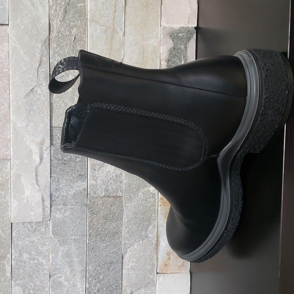 ECCO Crepetray Hybrid Women's Chelsea Boots - Picture 10 of 11